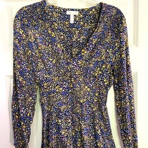 Cute bohemian floral top